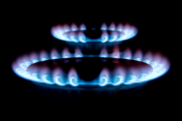 Big Six Energy Companies Set To Pocket &pound 106 Per Household Over The Next Year