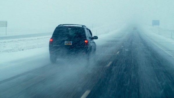 6 Tips To Drive Safely During Winter