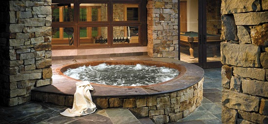 How Are Hot Tubs Built
